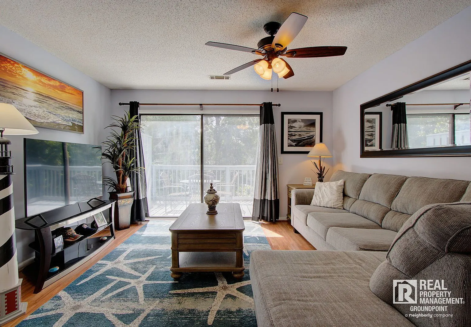 2 bed, 1.5 bath, 1082 sqft, $1,400 — Photo 4