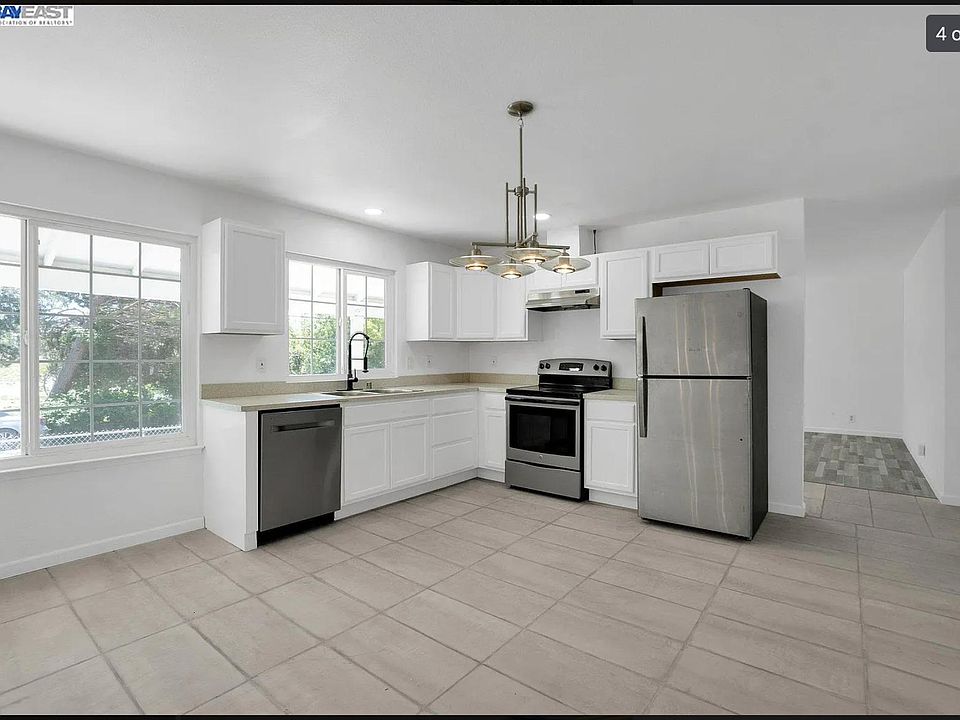 1st image of 1146 Lewis Ave