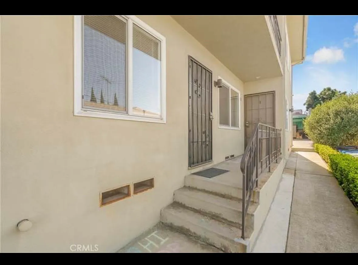1 bed, $2,100 — Photo 2