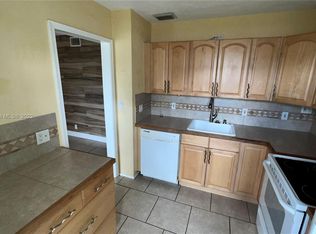 1490 NW 43rd Ave APT 104, Fort Lauderdale, FL 33313