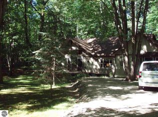 5364 Oak Run, Farwell, MI