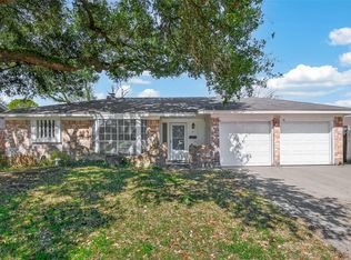 9326 Willow Meadow Dr, Houston, TX 77031