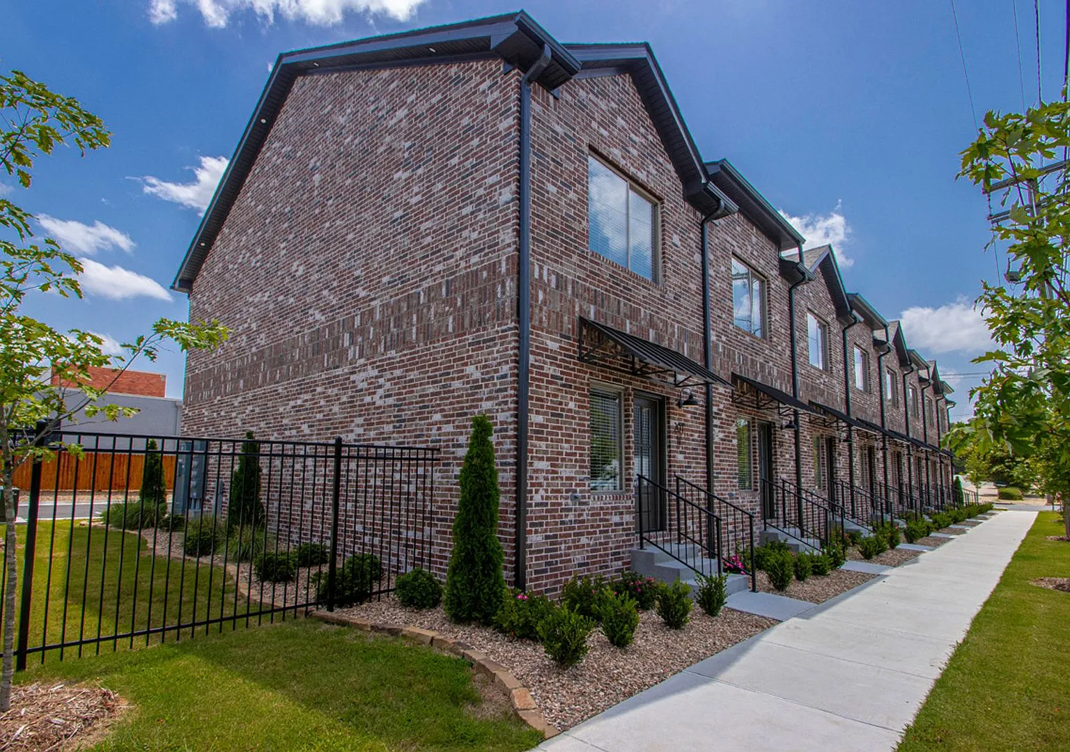 SOMA Area, Little Rock - 2 Bedroom - New Construction Luxury Townhomes — Photo 1