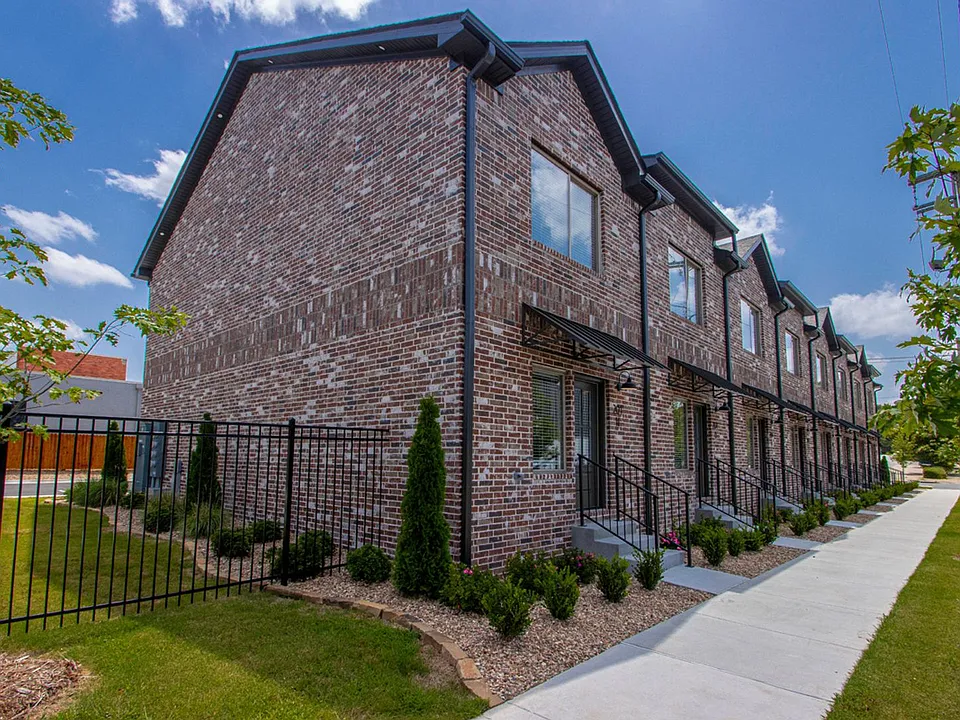 SOMA Area, Little Rock - 2 Bedroom - New Construction Luxury Townhomes