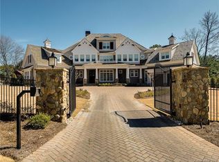 8405 Eagle Gln, Charlotte, NC 28210