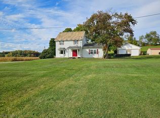 2564 Rosehill Ave SE, Paris, OH 44669