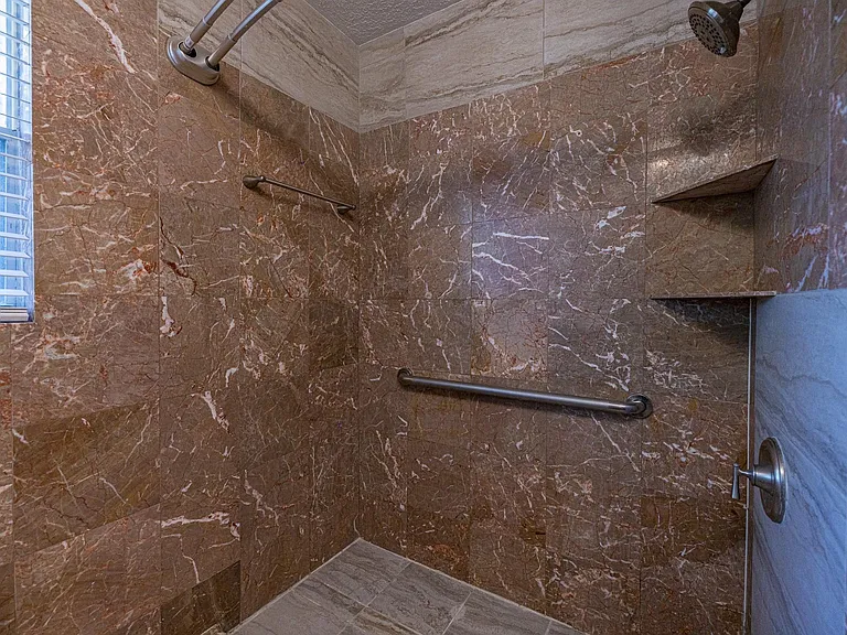 4113 Edison St — Photo 20