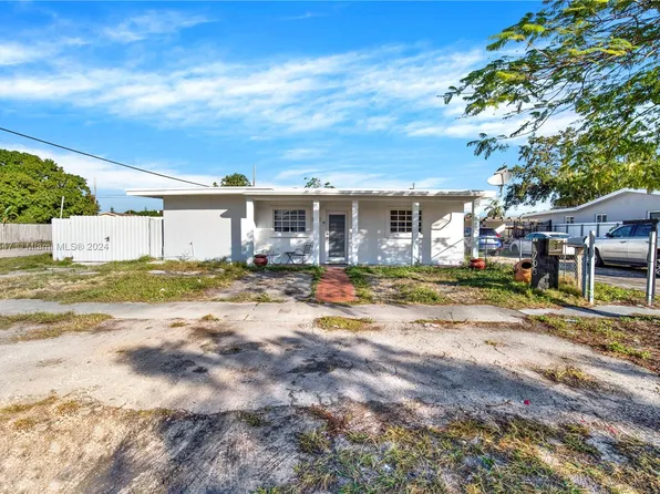703 E 37th St, Hialeah, FL 33013