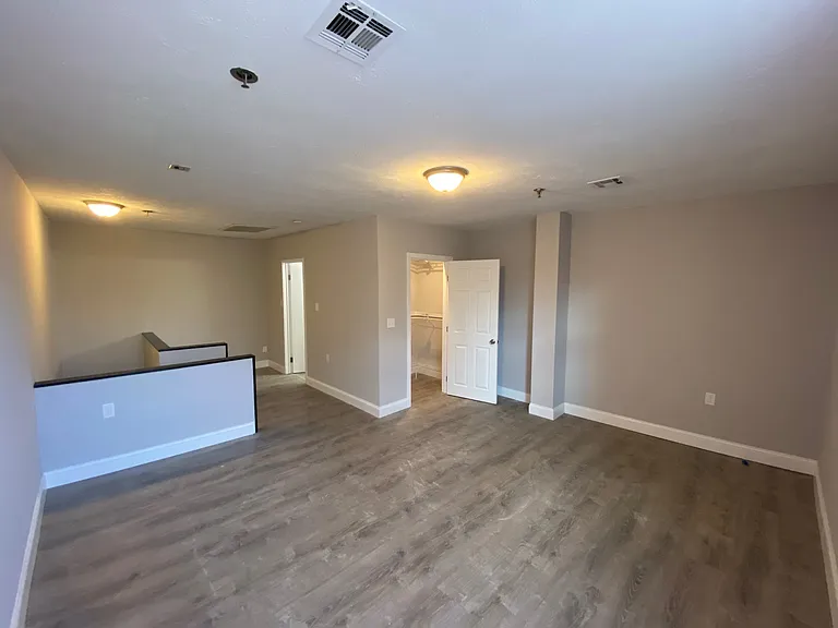 The Residences at the Falls — Photo 27