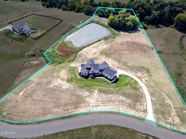 755 S Stallard Dr, Shelbyville, KY 40065
