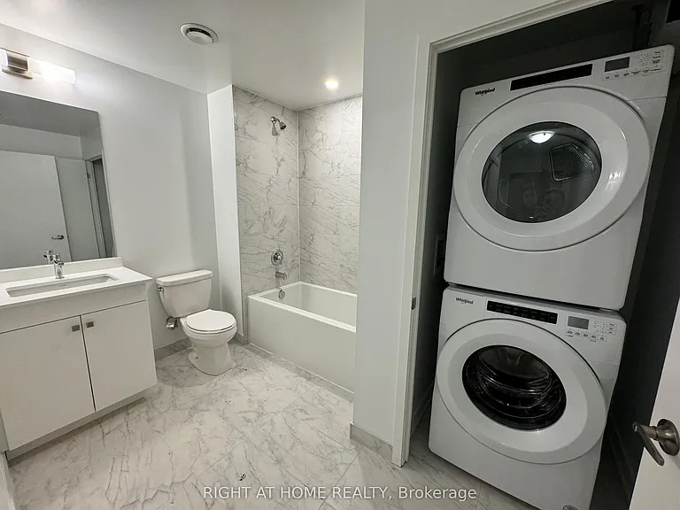 1035 Southdown Rd #714 — Photo 4