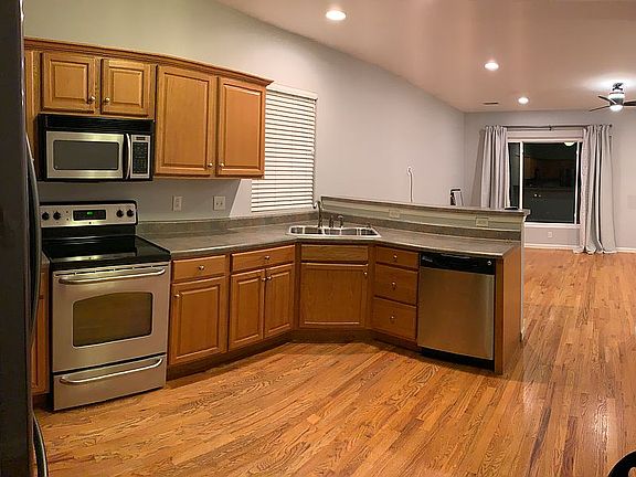 2nd image of 7243 Amherst Ave
