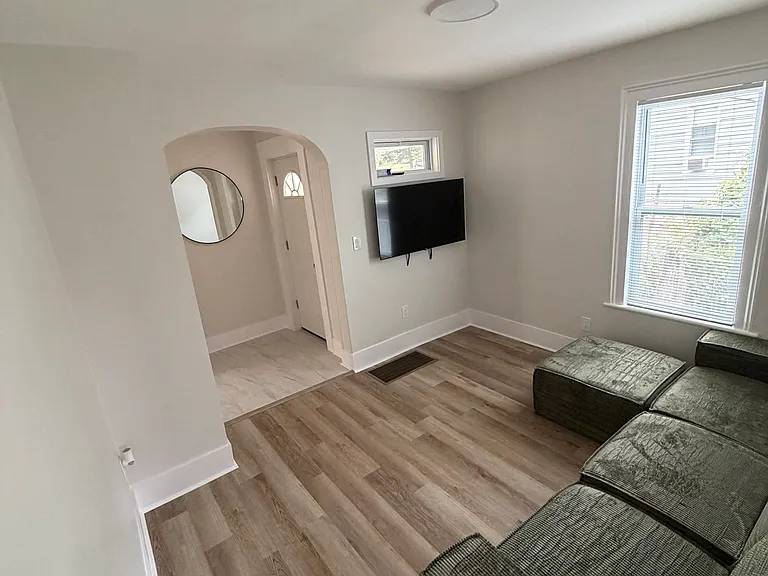 70 Saint John Ave #1 — Photo 8
