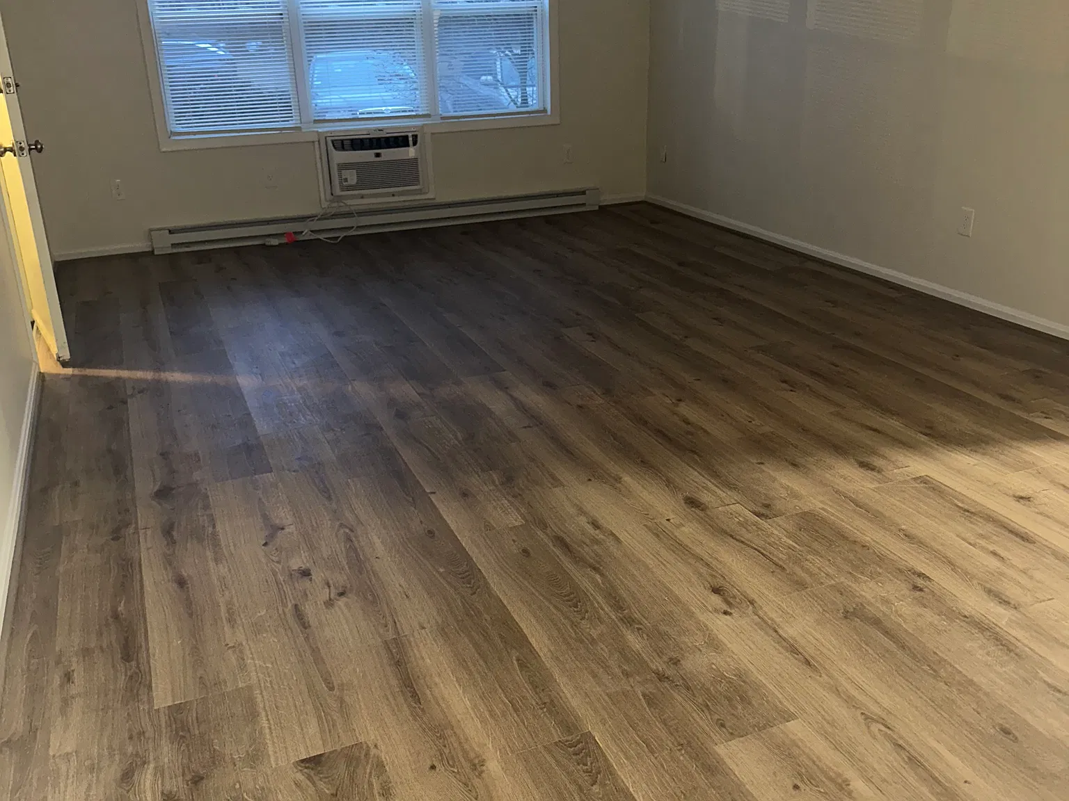 1539 Allen St — Photo 4