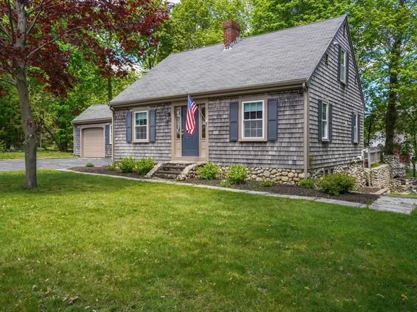 300 Sandwich St, Plymouth, MA 02360