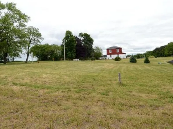 410 University Lane #17, Mazomanie, WI 53560