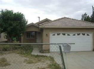 10404 Habecker Rd, Lamont, CA 93241