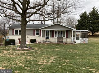 323 Terrace Dr, Fayetteville, PA 17222