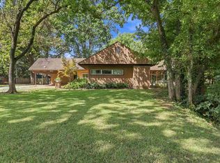 724 Monument Rd, Ponca City, OK 74604