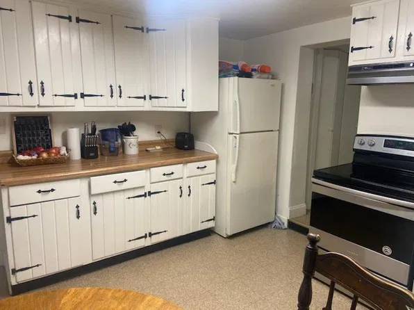 4781 Horseshoe Pike APT 20, Honey Brook, PA 19344