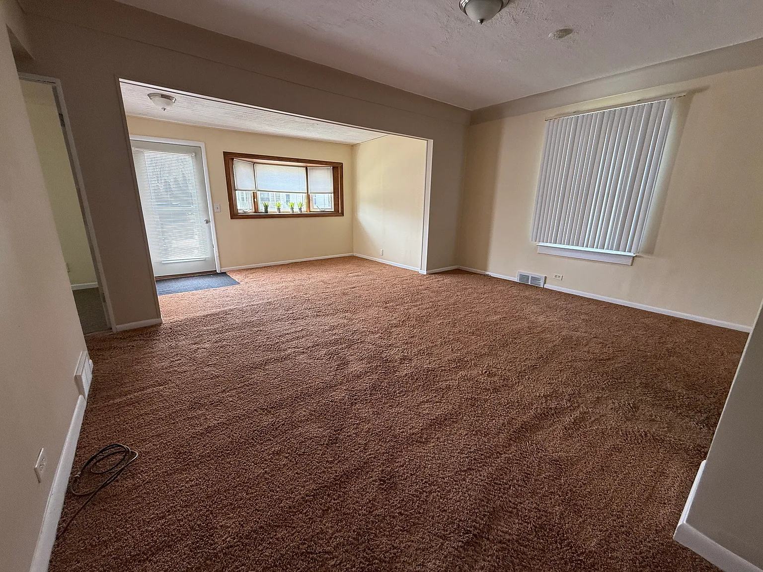51224 Base St — Photo 4