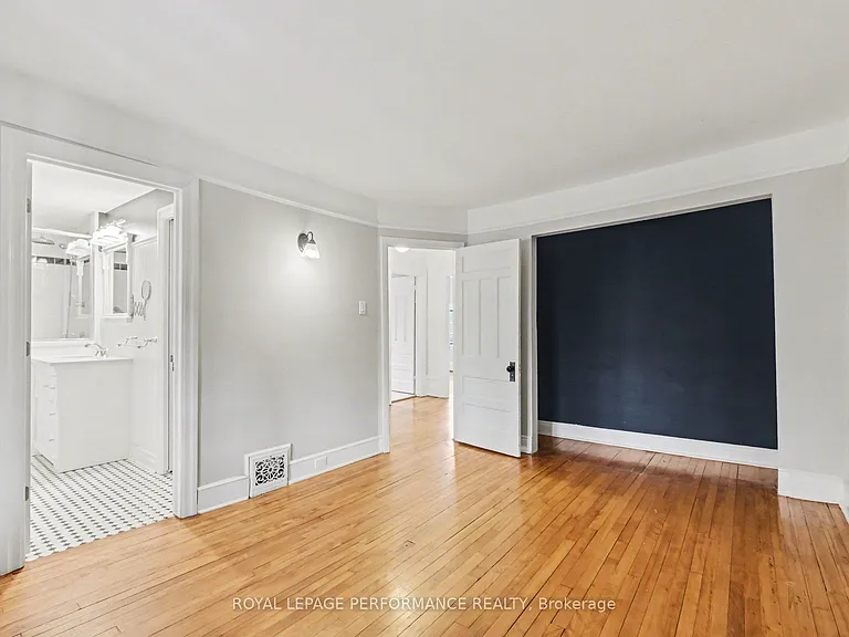 506 Wentworth Ave — Photo 22