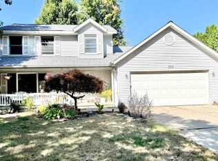 200 Meadow Ln, Midland, MI 48640