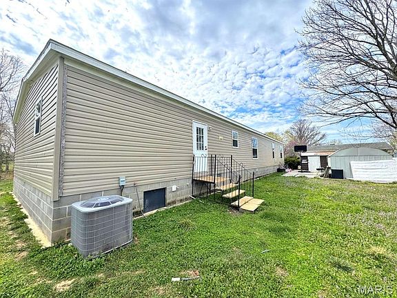 3rd image of 1225 Madison St #205