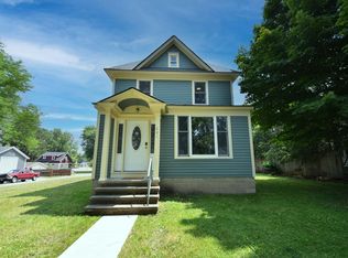 401 1st Ave, Wanamingo, MN 55983