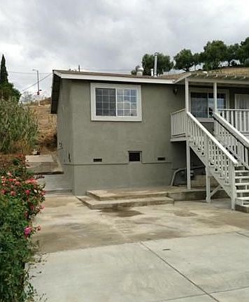 3rd image of 4943 Renovo St