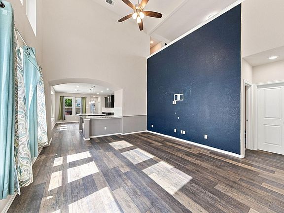 5th image of 3715 Allegro Dr