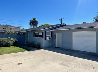 366 Rochester St #A, Costa Mesa, CA 92627
