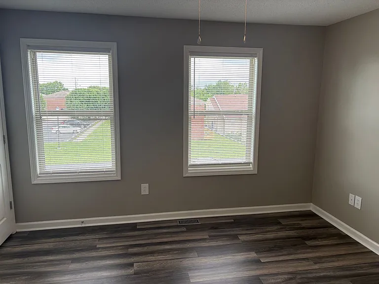 1034 Brandy Ln — Photo 10