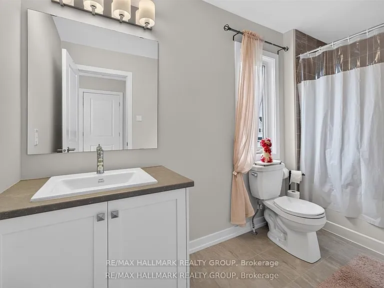 627 Alopex Row — Photo 23