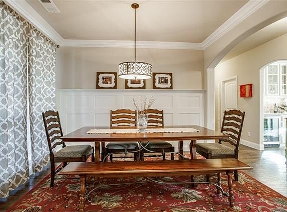 4th image of 5613 Fern Valley Ln