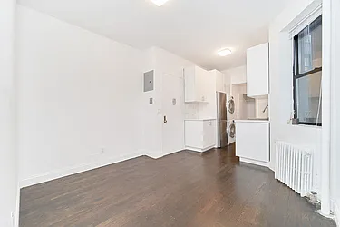 Rented by Living New York