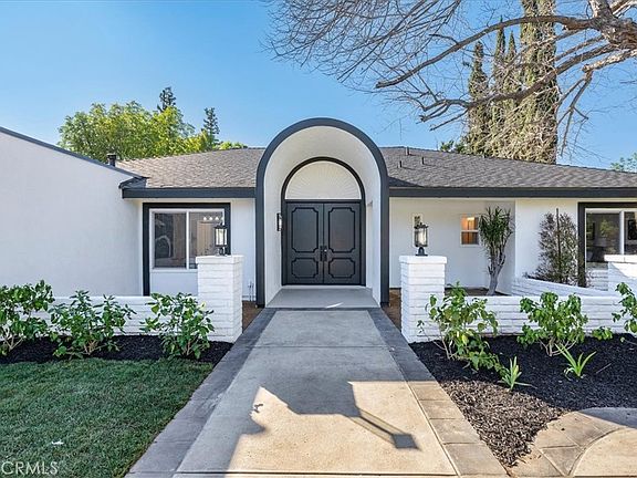 5th image of 9847 Bothwell Rd