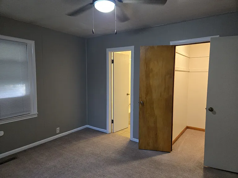 1505 Park Ln — Photo 10