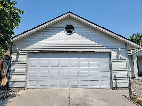3rd image of 2504 W Klamath Ave
