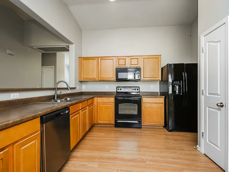 2942 W Kristina Ave — Photo 7