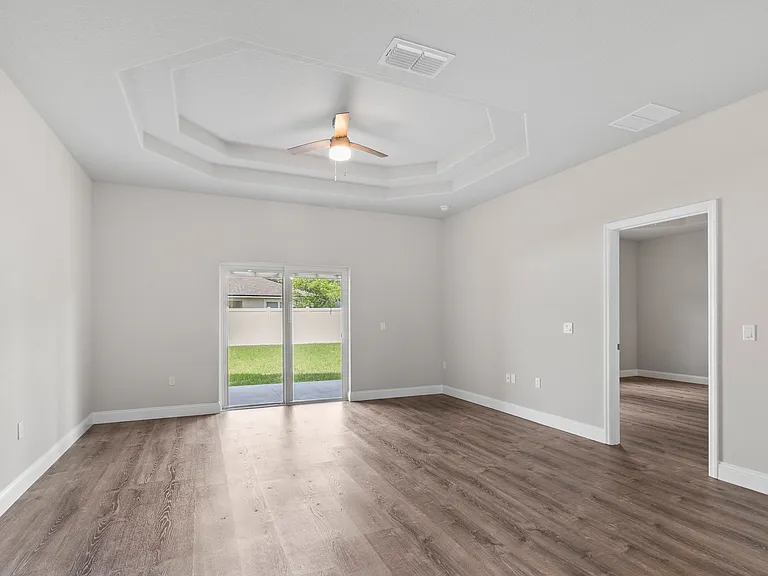 8 Regina Ln #B — Photo 9