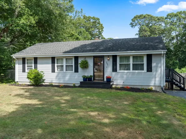 383 Hazelnut Hill Road, Groton, CT 06340