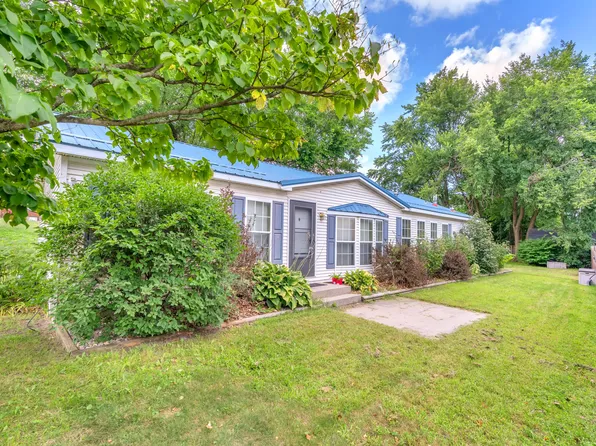 272 E High St, Wheatfield, IN 46392