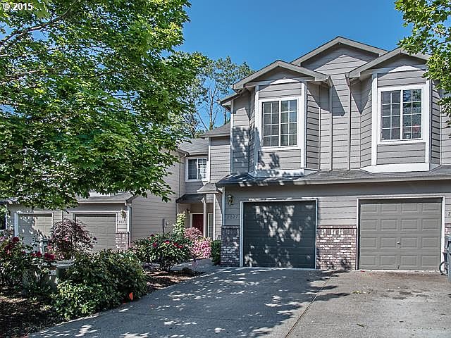 2nd image of 2027 Virginia Ln