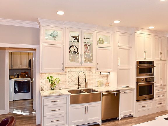 Custom Kitchen- SS Farm Sink