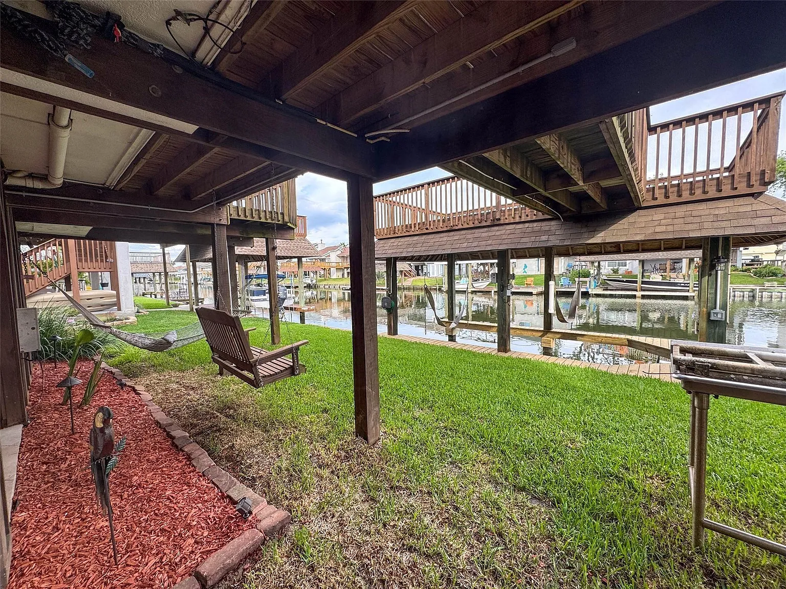 3 bed, 3.5 bath, 1253 sqft, $3,000 — Photo 4