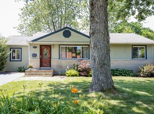 2427 Nottingham Rd, Columbus, OH 43221