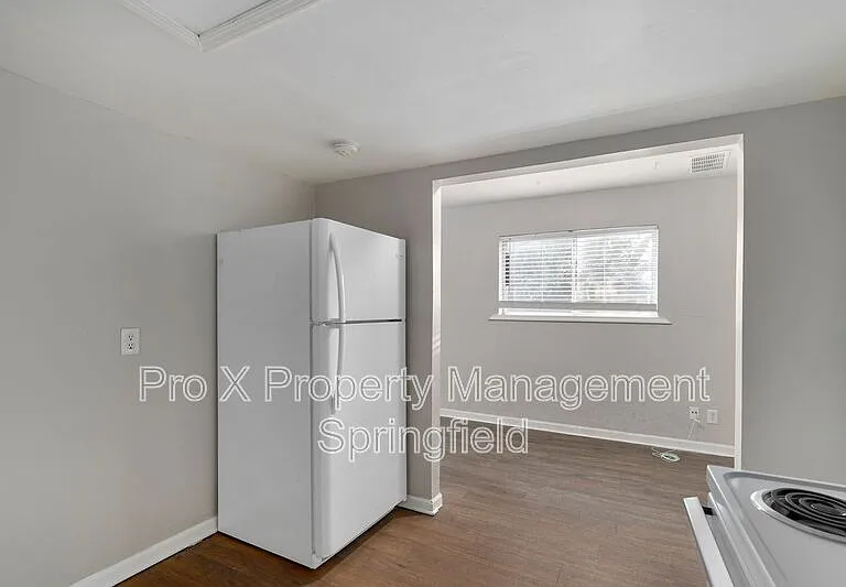 2929 E University St #5 — Photo 19
