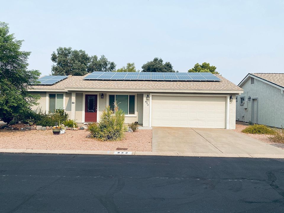 832 S 79th Way