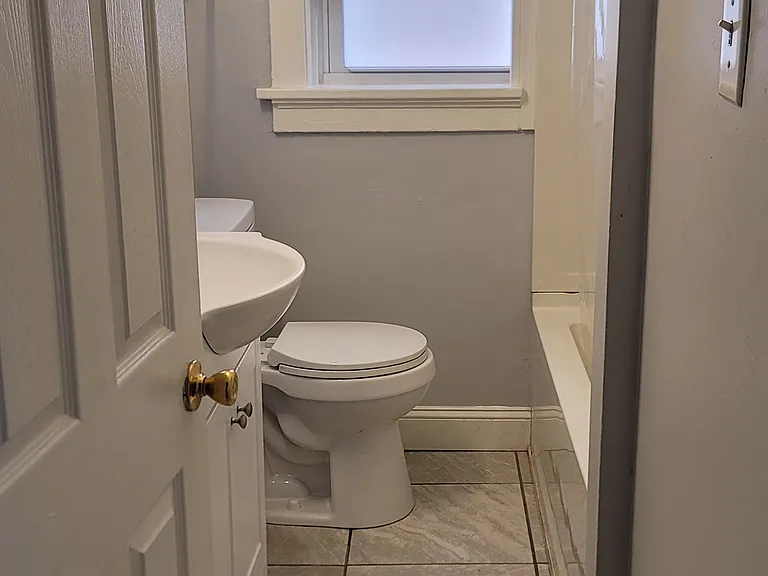 4234 Lawn Ave #1 — Photo 2
